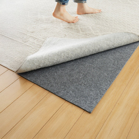 ラグ 下敷き 厚手 洗える 180×240cm 6mm 防音 床暖房対応 滑り止め 耐熱 カットOK ホットカーペット対応 シンプル 無地 モダン 一人暮らし カーペット ラグマット マット オールシーズン 遮音 子供 リビング