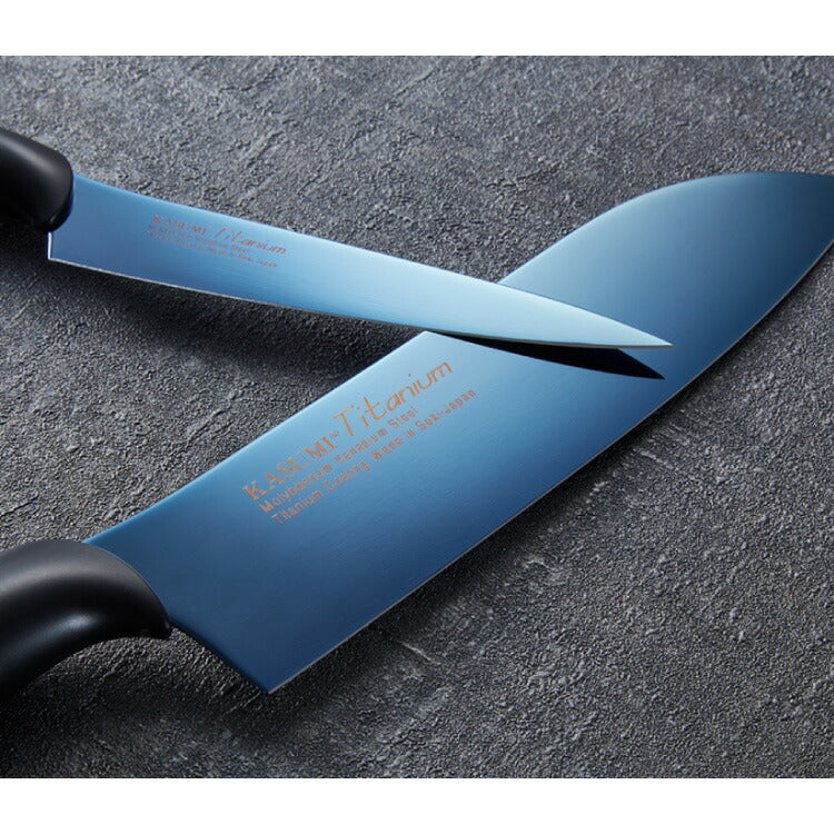 スミカマ 日本製 霞 KASUMI チタニウム 包丁セット 三徳包丁 ペティナイフ 2点セット 三徳18cm ペティ12cm 青い包丁 関の刃物 職人仕上げ チタンコーティング 刃物のまち 岐阜県関市 SUMIKAMA