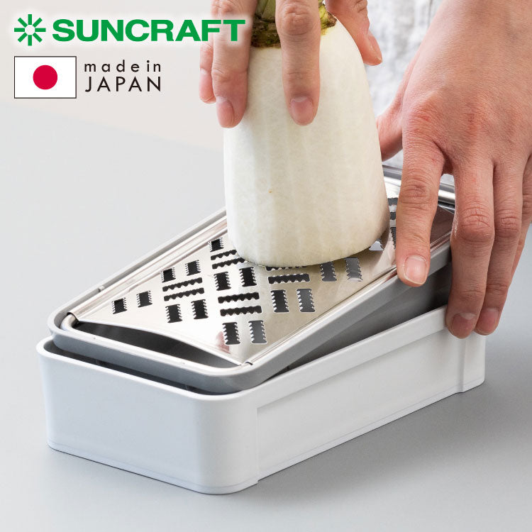 しゃきふわ大根おろし器 サンクラフト 日本製 軽い力で楽におろせる 大根おろし器 水切り 滑り止め おろし器 おろし金 グレーター 刃物のまち しゃきしゃき ふわふわ 快菜 SSK-14 SUNCRAFT