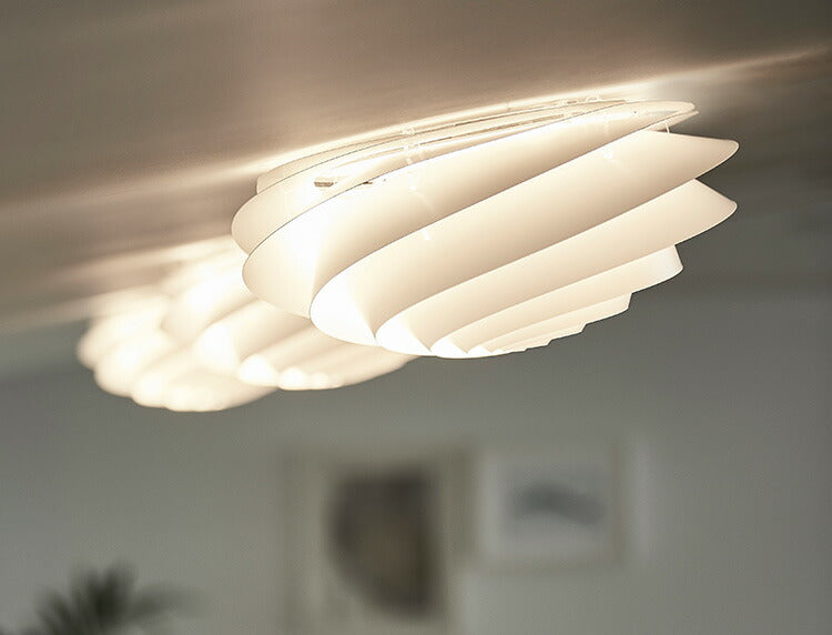 日本正規品  LE KLINT レ・クリント SWIRL スワール シーリング S ホワイト KC1320S レクリント シーリングライト シーリング ライト 天井用 取り付け 北欧 デンマーク製 北欧照明 おしゃれ(代引不可)