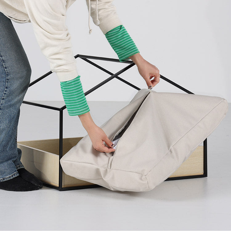 ペットベッド 幅67cm ハウス型 乗り降り簡単 犬猫兼用 撥水加工 チャック付き クッション付き ペットハウス 小型犬 犬 猫 ペット ペット用品 ナチュラル (代引不可)