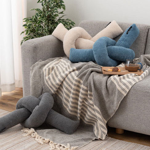 ロープクッション クッション 韓国 おしゃれ かわいい フロアクッション 結び目 ロープ インテリア 雑貨 北欧 柔らかい ベージュ ブルー グレー(代引不可)