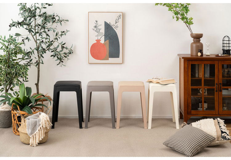 スタッキングスツール ミドルタイプ 積み重ね スタッキング チェア 椅子 シンプル 腰掛 ポリプロピレン 背もたれなし 完成品 省スペース 来客用 モダン 椅子 玄関 黒 ブラック(代引不可)