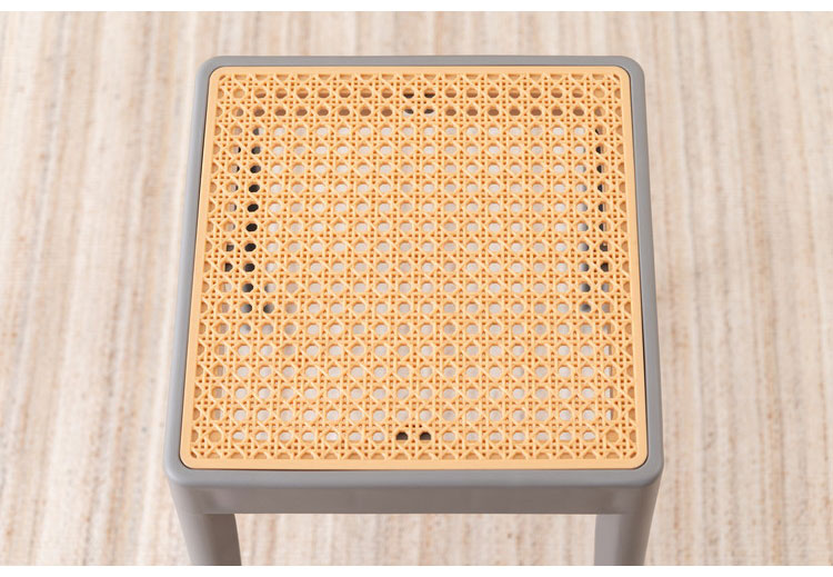 スタッキングスツール ハイタイプ 積み重ね スタッキング チェア 椅子 シンプル 腰掛 ポリプロピレン 背もたれなし 完成品 省スペース 来客用 モダン 椅子 玄関 黒 ブラック(代引不可)