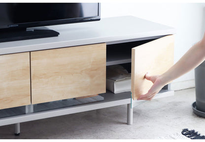 テレビ台 幅150 ローボード 日本製 リビングボード ガラス 扉 可動棚 コード穴 収納 TV台 AV収納 キャビネット 北欧 ナチュラル おしゃれ 新生活(代引不可)
