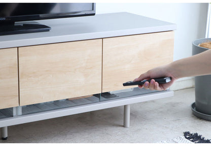 テレビ台 幅150 ローボード 日本製 リビングボード ガラス 扉 可動棚 コード穴 収納 TV台 AV収納 キャビネット 北欧 ナチュラル おしゃれ 新生活(代引不可)