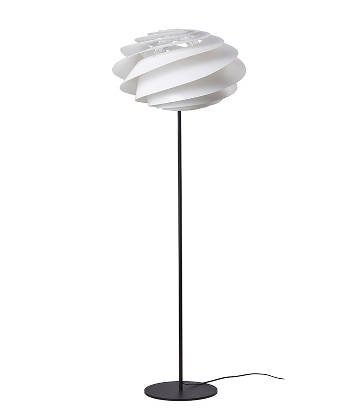 日本正規品  LE KLINT レ・クリント SWIRL スワール フロアランプ KF331BW レクリント フロアライト スタンドライト フロアスタンドライト 間接照明 北欧 デンマーク製 北欧照明 おしゃれ(代引不可)