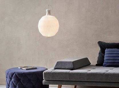 日本正規品  LE KLINT レ・クリント LANTERN ランタン ペンダント モデル101S KP101A レクリント ペンダントライト 天井照明 北欧 デンマーク製 北欧照明 おしゃれ(代引不可)