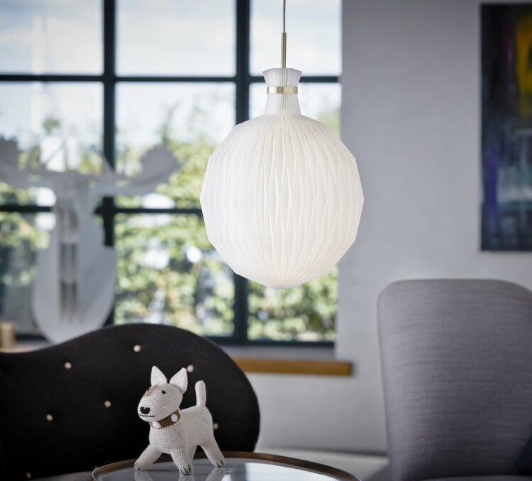 日本正規品  LE KLINT レ・クリントLANTERN ランタン ペンダント モデル101M KP101B レクリント ペンダントライト 天井照明 北欧 デンマーク製 北欧照明 おしゃれ(代引不可)
