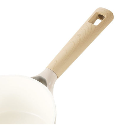 カローテ CAROTE 片手鍋 18cm ソースパン ふっ素不使用 IH対応 PFOAフリー IH ガス火対応 ガラス蓋付き 注ぎ口付き 洗いやすい 握りやすい ミルクティー NM-5092 COSY-ICE